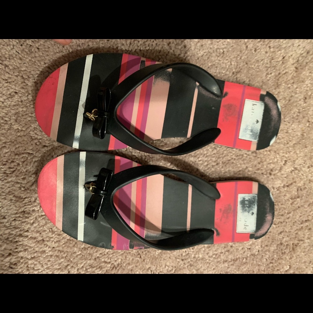 Kate spade flip flops size 7/8 medium